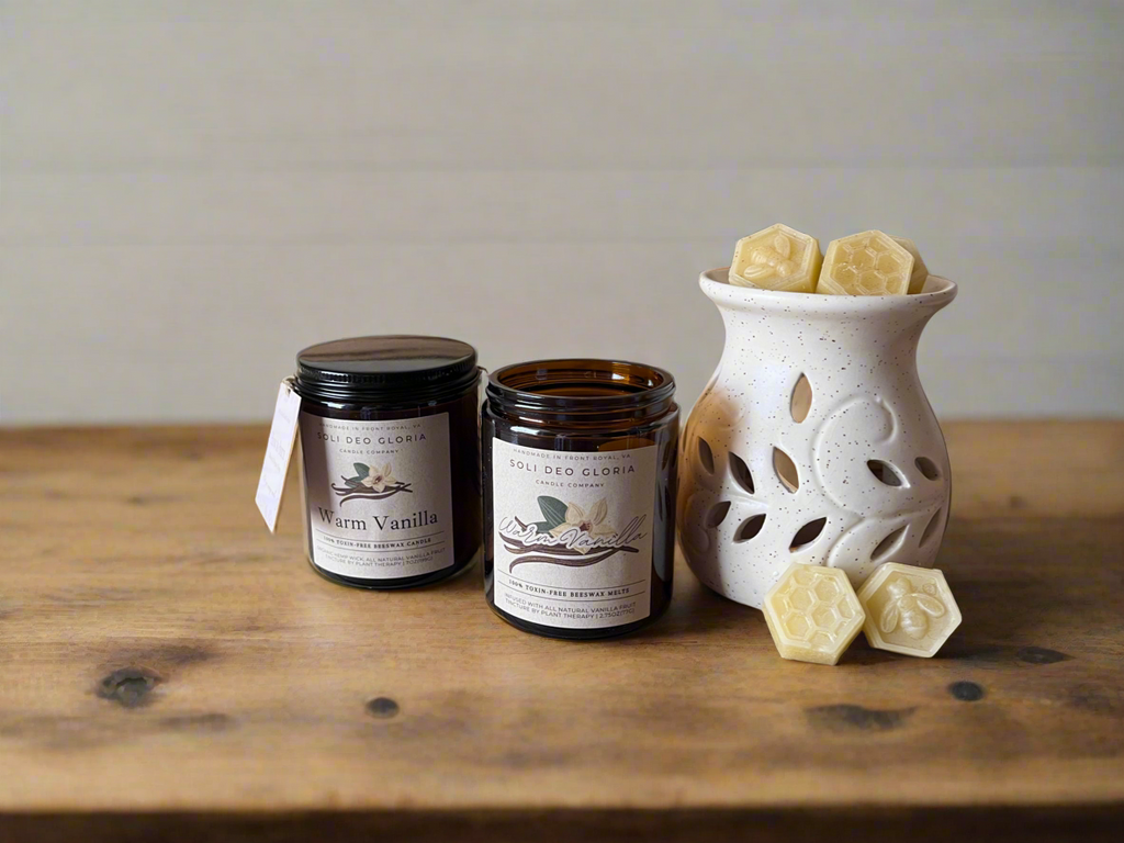 Warm Vanilla Beeswax Candle | Plant Extract Infused